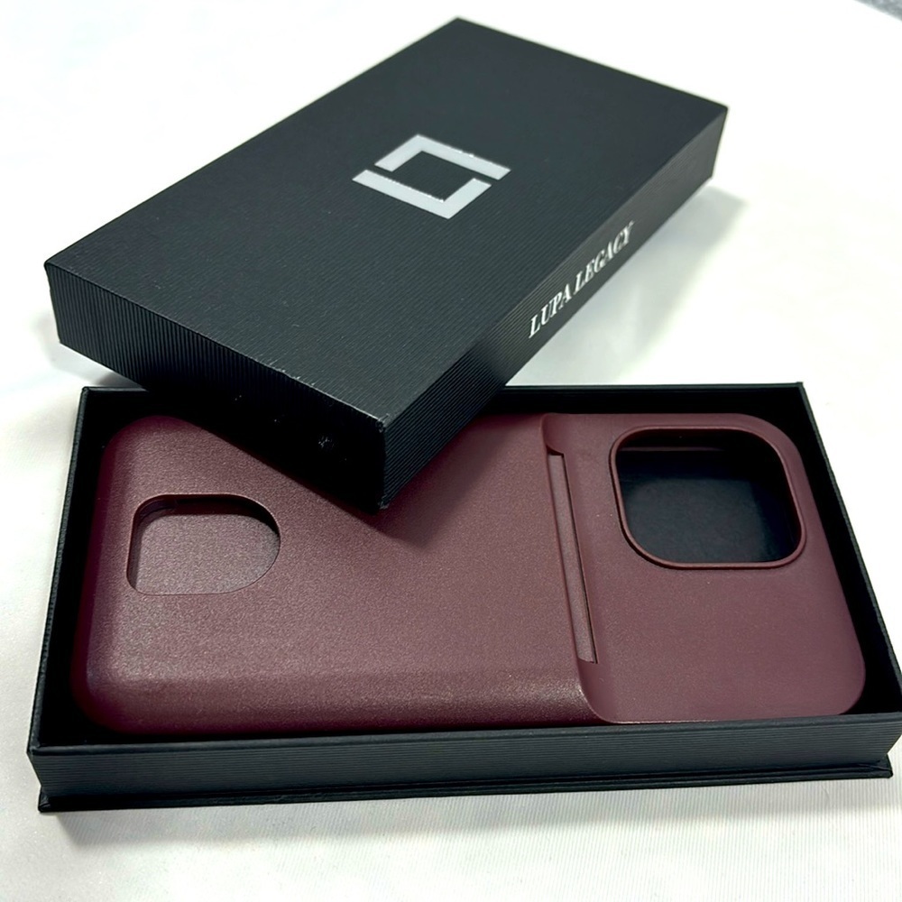 NIB Royal Burgundy, apogee case for iPhone 14 Pro Maxโโโโโโโโโโ - Picture 1 of 6